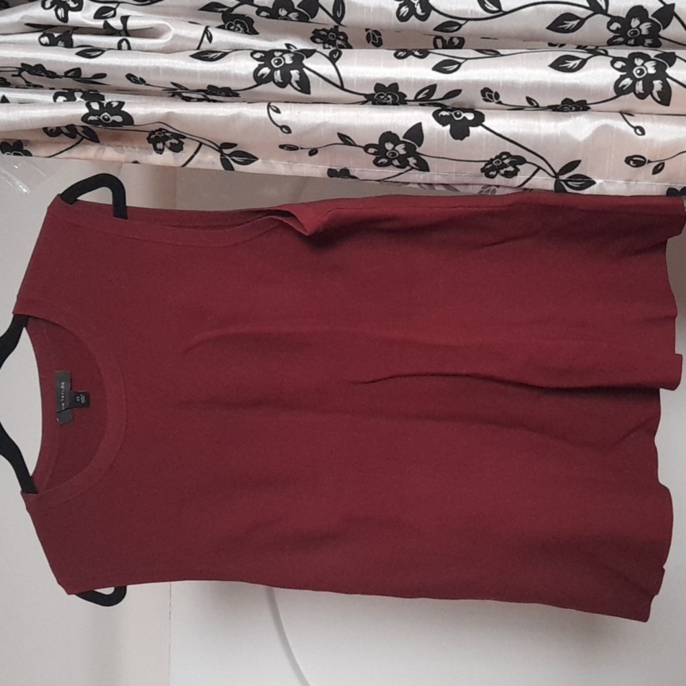 Anne Taylor Sleeveless Sweater